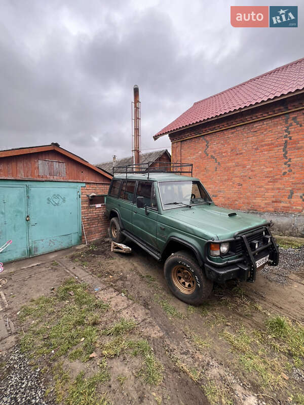Внедорожник / Кроссовер Mitsubishi Pajero 1989 в Хмельницком