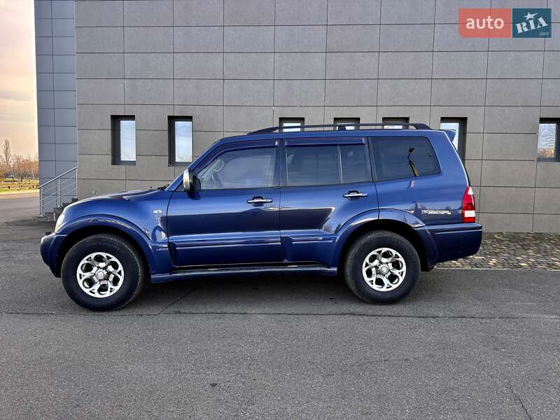 Позашляховик / Кросовер Mitsubishi Pajero 2006 в Кривому Розі