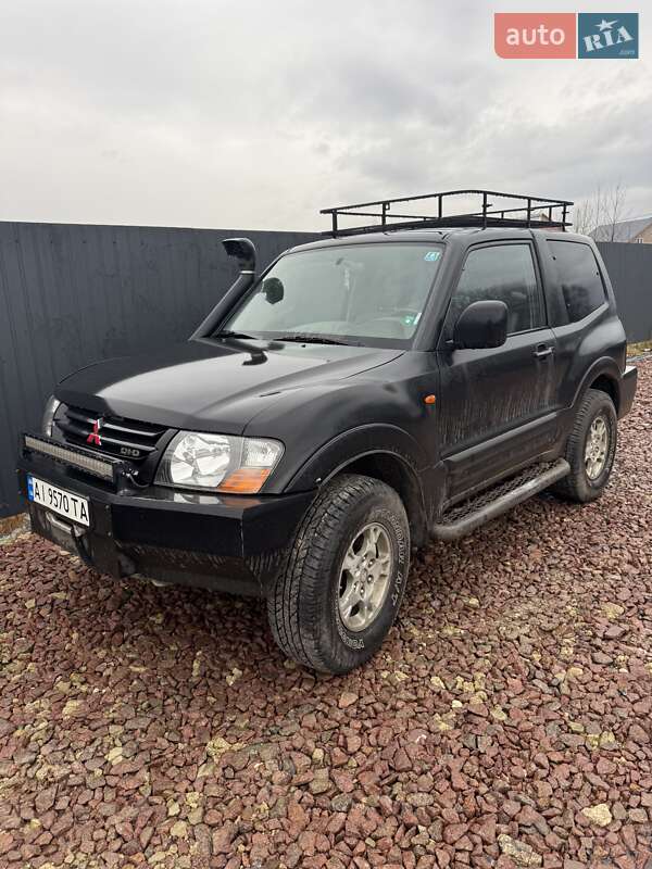 Внедорожник / Кроссовер Mitsubishi Pajero 2000 в Жовкве