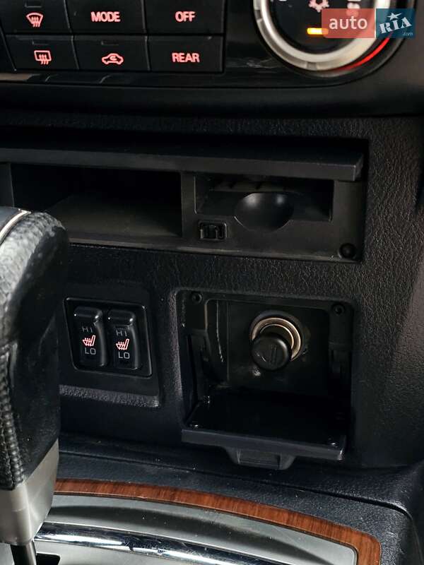 Позашляховик / Кросовер Mitsubishi Pajero 2007 в Харкові