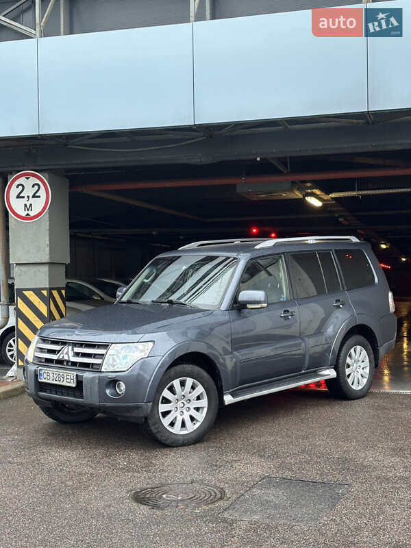 Mitsubishi Pajero 2007