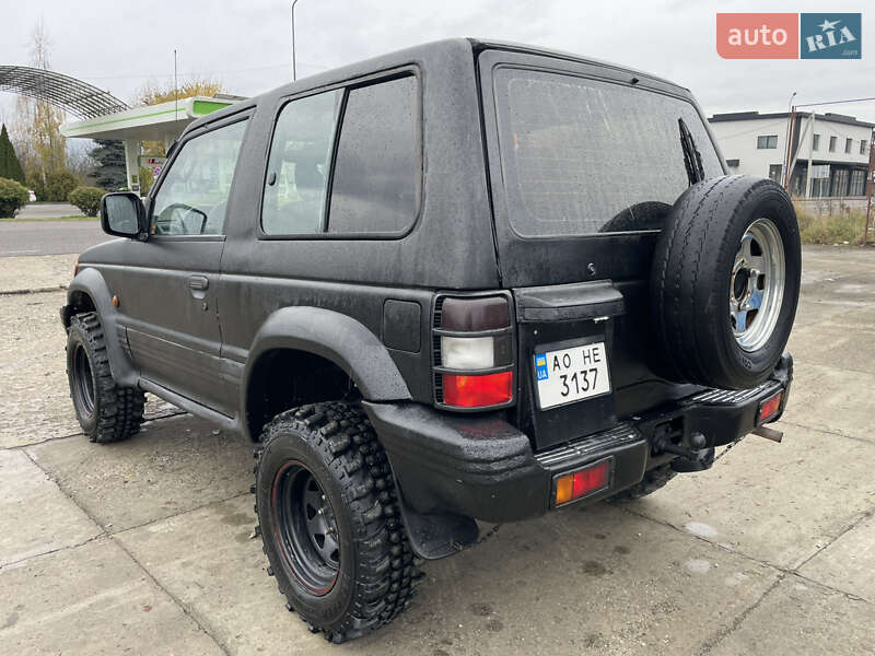 Внедорожник / Кроссовер Mitsubishi Pajero 1999 в Солотвине