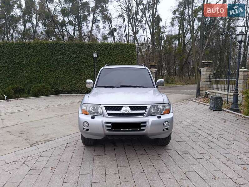 Mitsubishi Pajero 2004 Mitsubishi Pajero 2004