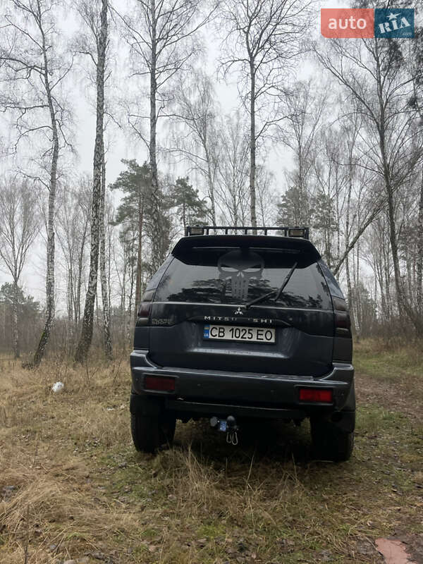 Внедорожник / Кроссовер Mitsubishi Pajero 2008 в Чернигове