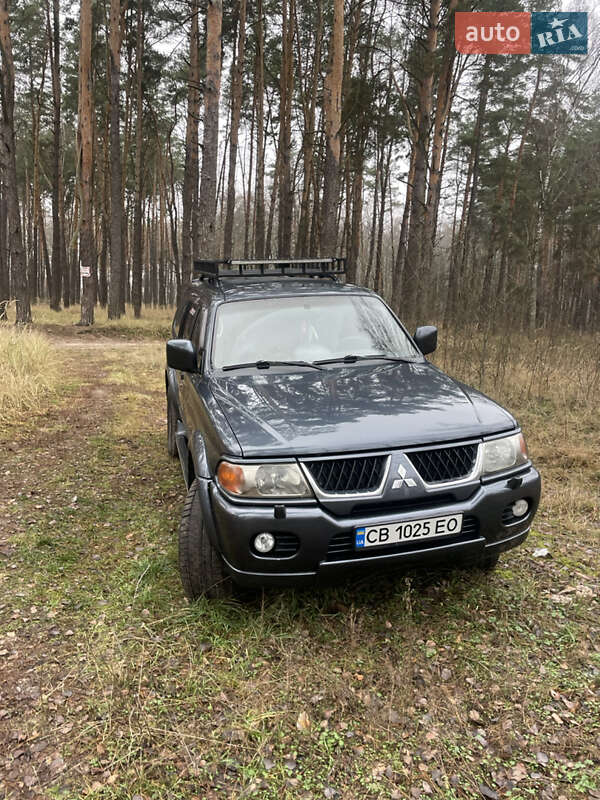 Внедорожник / Кроссовер Mitsubishi Pajero 2008 в Чернигове