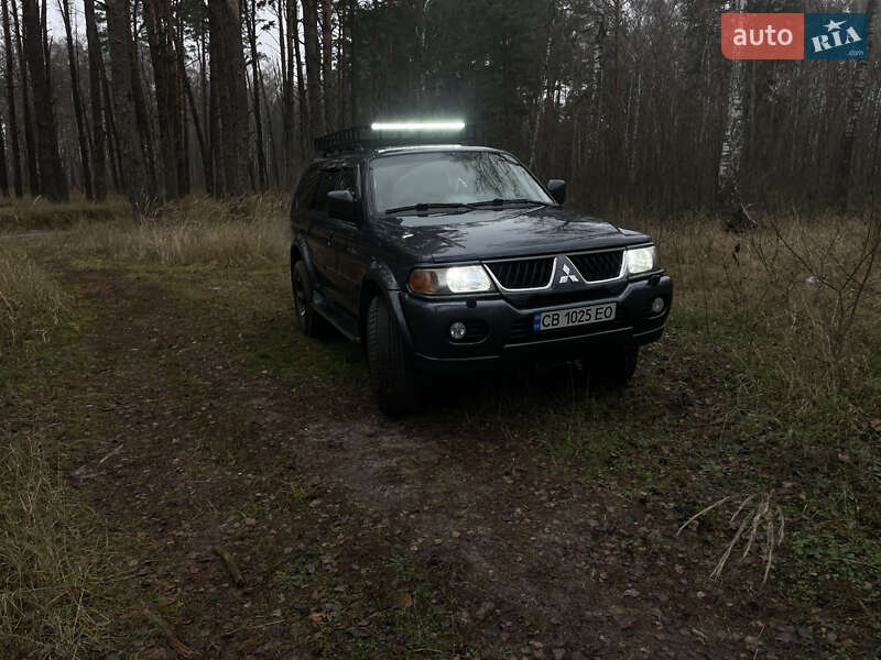 Внедорожник / Кроссовер Mitsubishi Pajero 2008 в Чернигове