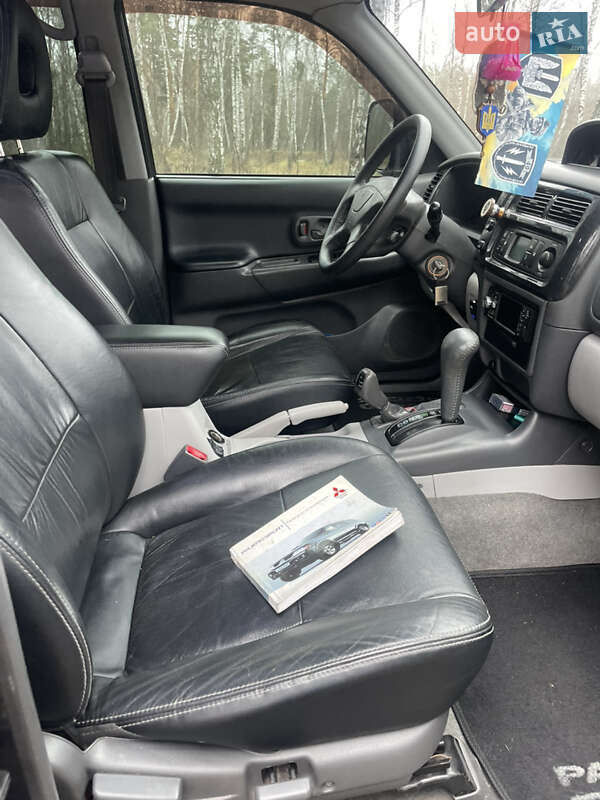 Внедорожник / Кроссовер Mitsubishi Pajero 2008 в Чернигове