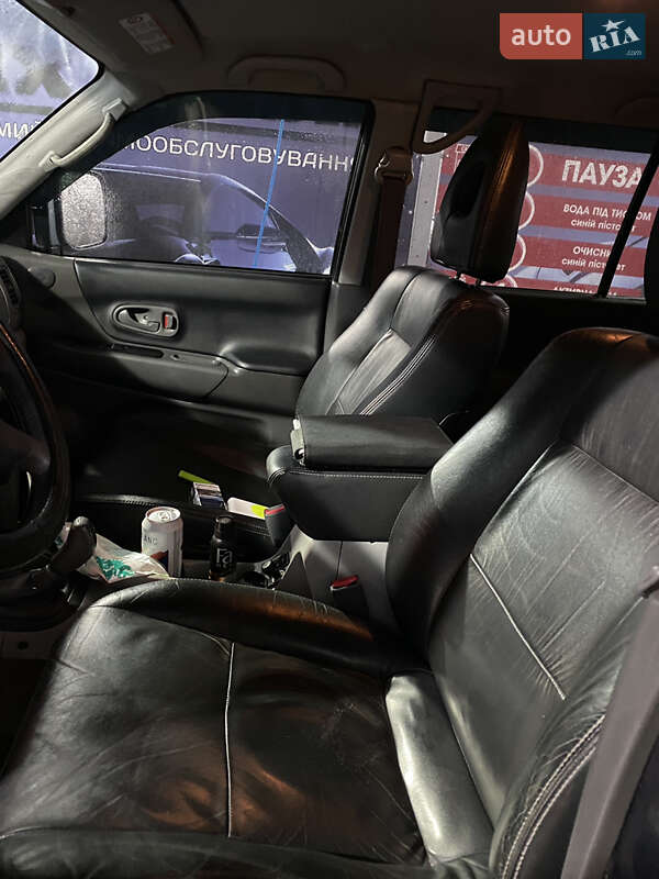 Позашляховик / Кросовер Mitsubishi Pajero 2006 в Сокирянах