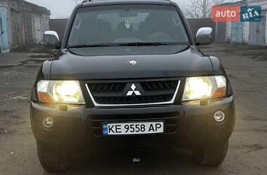 Внедорожник / Кроссовер Mitsubishi Pajero 2005 в Каменском