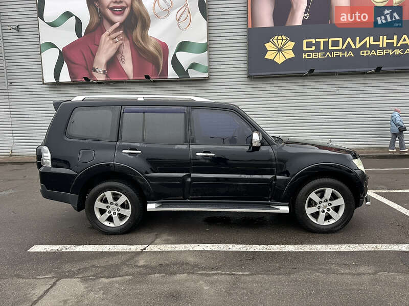 Внедорожник / Кроссовер Mitsubishi Pajero 2007 в Полтаве