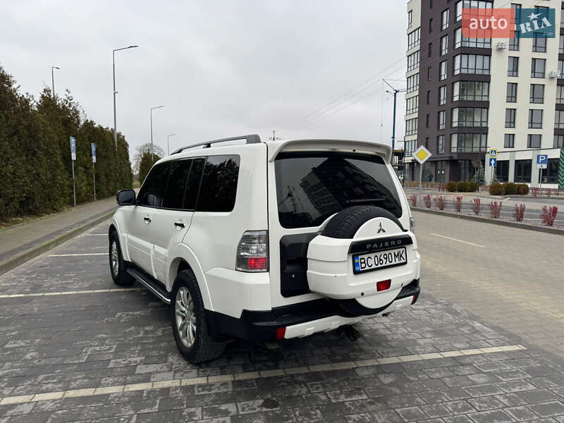 Внедорожник / Кроссовер Mitsubishi Pajero 2007 в Львове