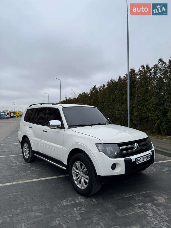 Внедорожник / Кроссовер Mitsubishi Pajero 2007 в Львове