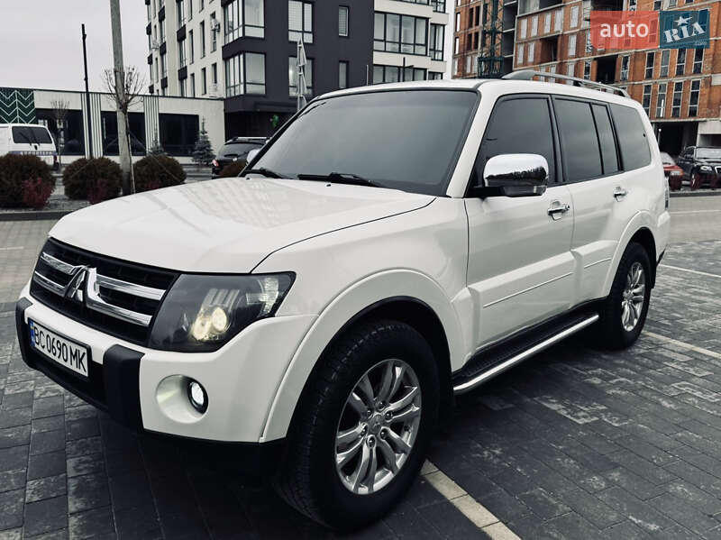Внедорожник / Кроссовер Mitsubishi Pajero 2007 в Львове