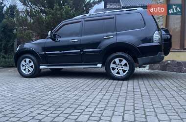 Позашляховик / Кросовер Mitsubishi Pajero 2007 в Львові