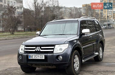 Позашляховик / Кросовер Mitsubishi Pajero 2008 в Миколаєві