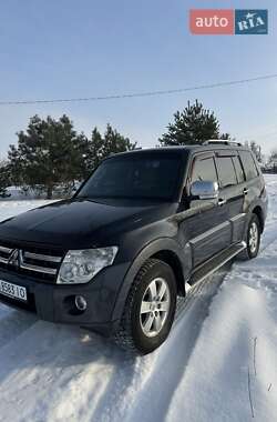 Внедорожник / Кроссовер Mitsubishi Pajero 2007 в Мене