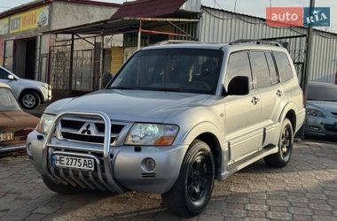 Внедорожник / Кроссовер Mitsubishi Pajero 2004 в Николаеве