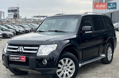 Позашляховик / Кросовер Mitsubishi Pajero 2007 в Львові
