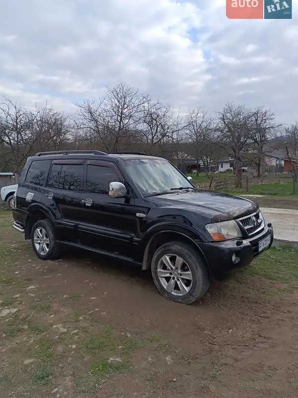 Mitsubishi Pajero 2006