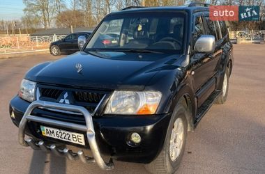 Внедорожник / Кроссовер Mitsubishi Pajero 2005 в Коростене