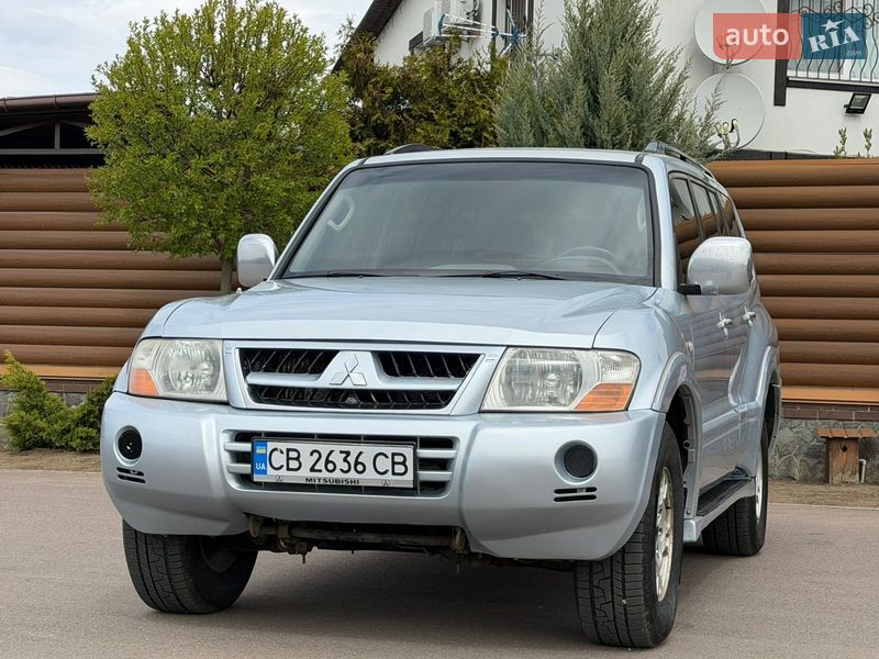 Mitsubishi Pajero 2006