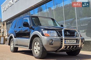 Внедорожник / Кроссовер Mitsubishi Pajero 2003 в Киеве