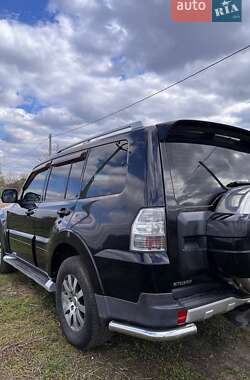 Внедорожник / Кроссовер Mitsubishi Pajero 2008 в Нежине