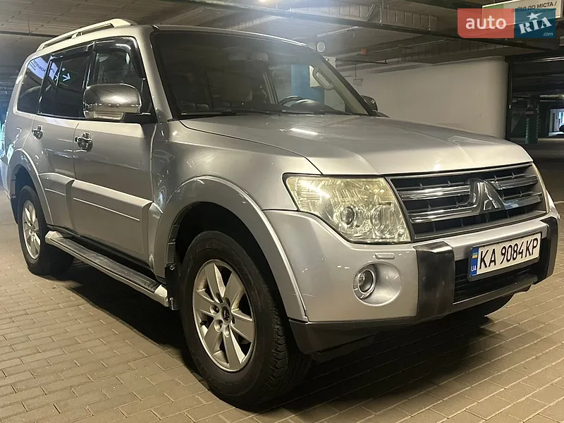 Mitsubishi Pajero 2007 VIN JMYLRV93W7J718360 фото оголошення 8 з 53
