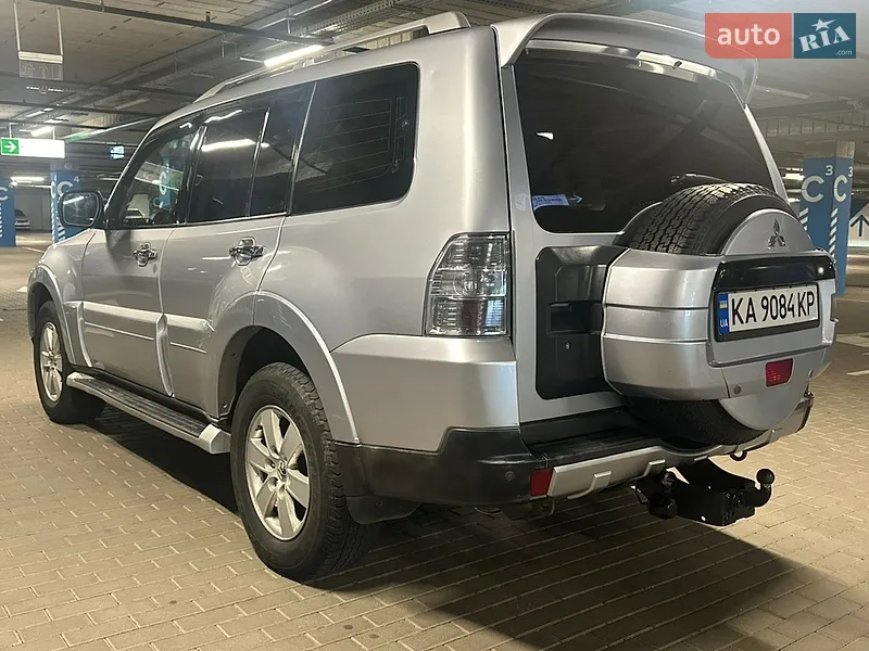Mitsubishi Pajero 2007 VIN JMYLRV93W7J718360 фото оголошення 10 з 53