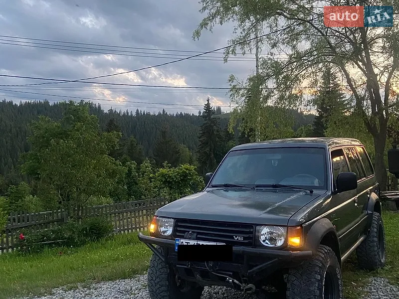 Mitsubishi Pajero 1997 VIN JMB0NV430MJ001219 фото оголошення 4 з 36