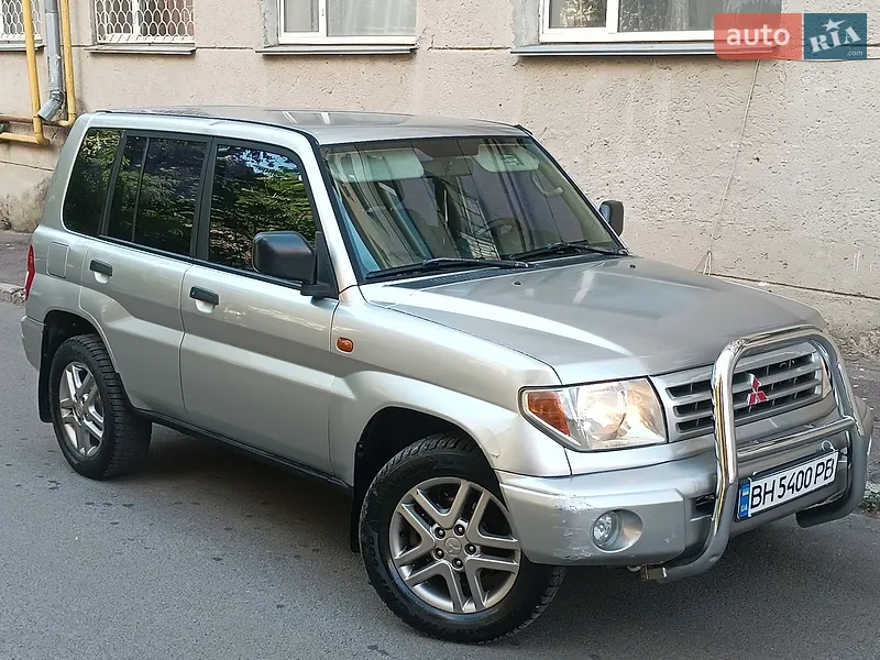 Mitsubishi Pajero 2002