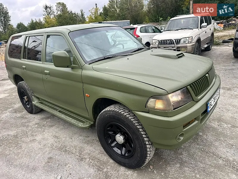 Mitsubishi Pajero 1998