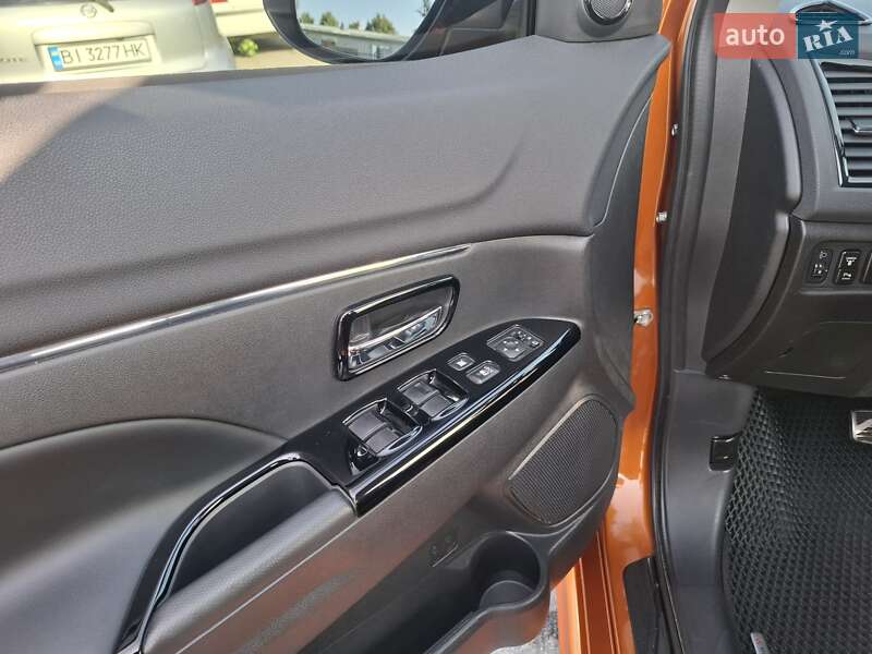Внедорожник / Кроссовер Mitsubishi RVR 2020 в Полтаве