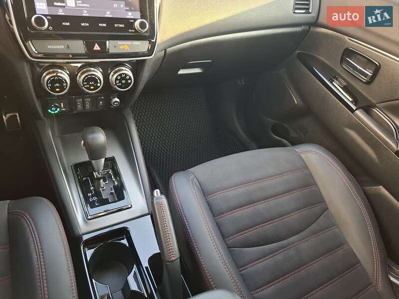 Внедорожник / Кроссовер Mitsubishi RVR 2020 в Полтаве