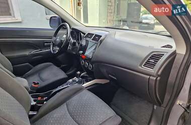Внедорожник / Кроссовер Mitsubishi RVR 2011 в 