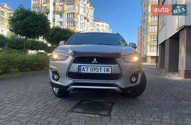 Позашляховик / Кросовер Mitsubishi RVR 2014 в 