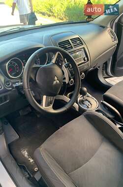 Позашляховик / Кросовер Mitsubishi RVR 2014 в 