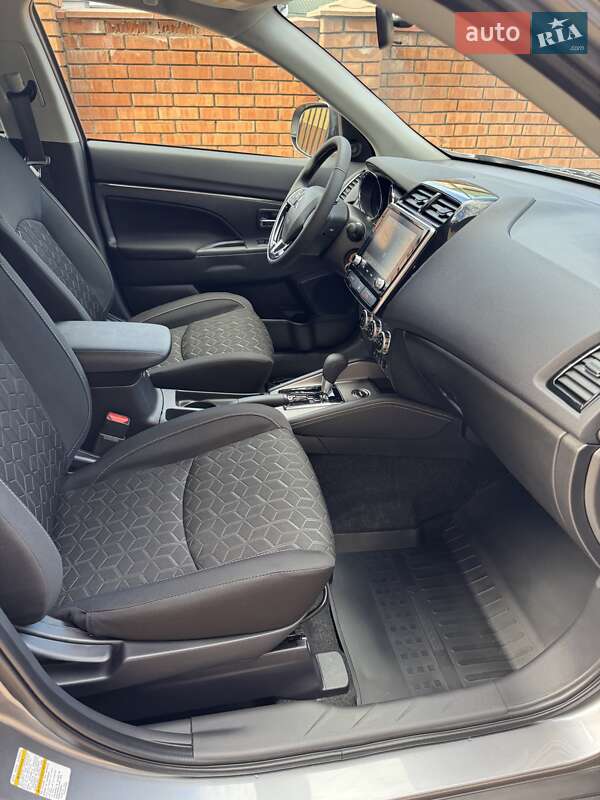 Внедорожник / Кроссовер Mitsubishi RVR 2024 в Львове фото 21 Внедорожник / Кроссовер Mitsubishi RVR 2024 в Львове