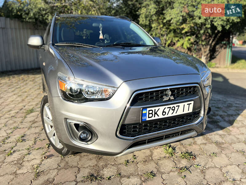 Позашляховик / Кросовер Mitsubishi RVR 2014 в 