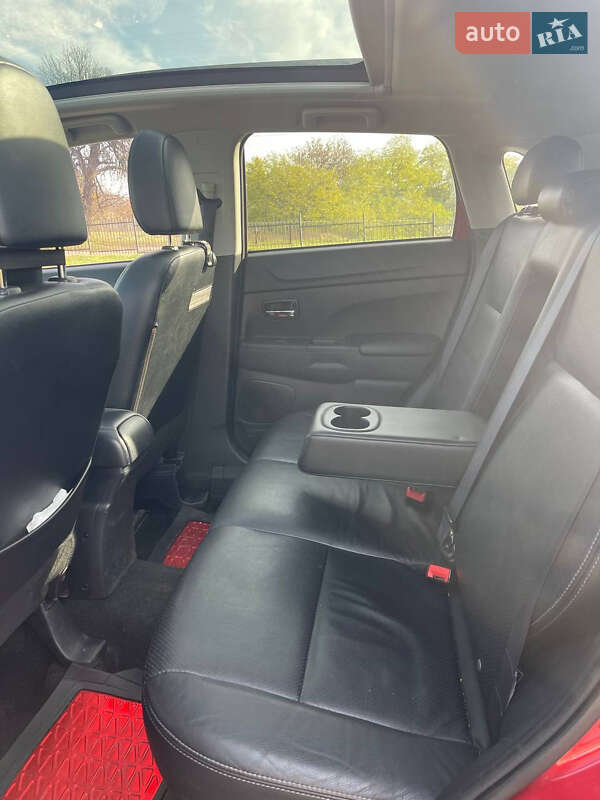 Позашляховик / Кросовер Mitsubishi RVR 2011 в Києві