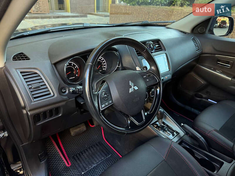 Внедорожник / Кроссовер Mitsubishi RVR 2017 в Одессе