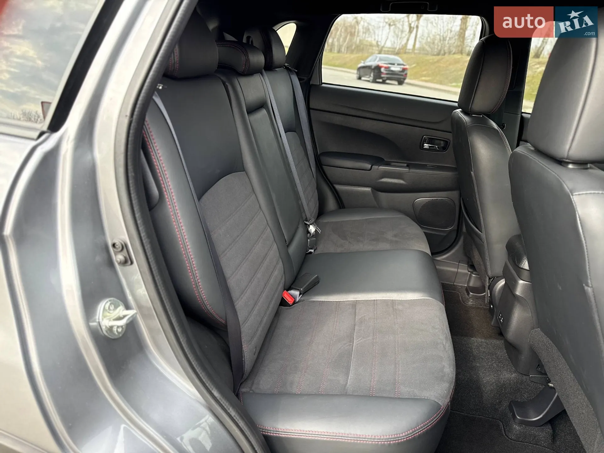 2022 Mitsubishi RVR - мініатюра 19