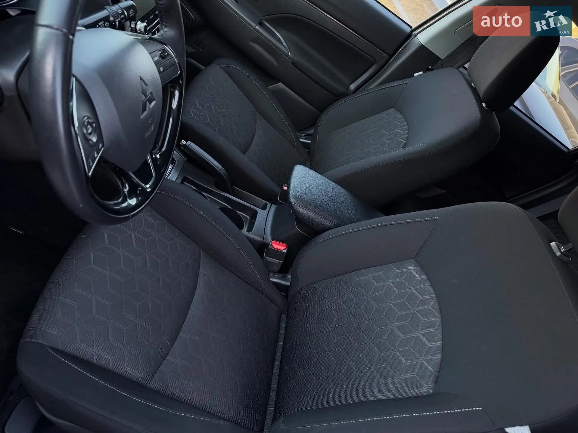 2020 Mitsubishi RVR - мініатюра 13