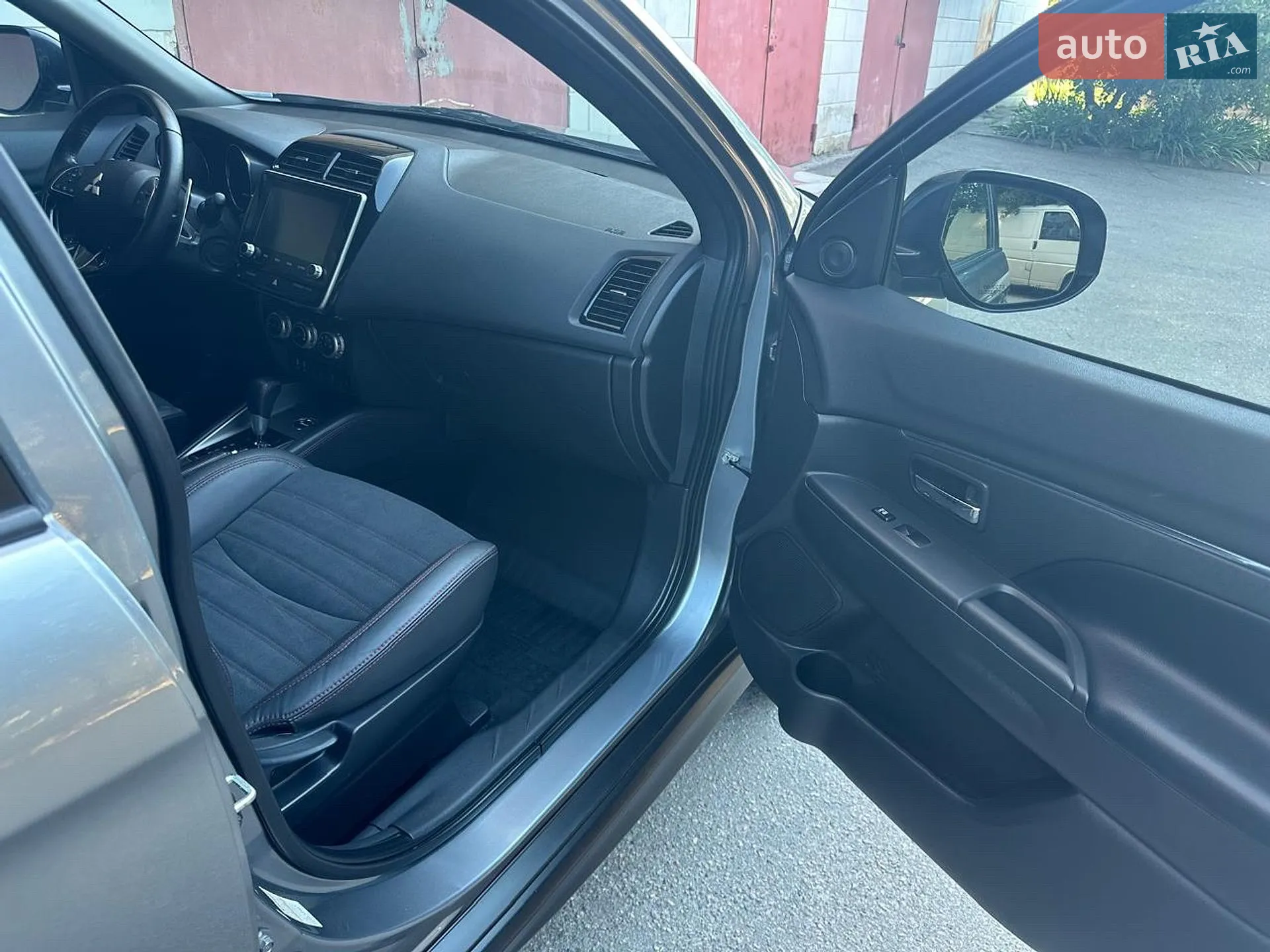 2023 Mitsubishi RVR - мініатюра 28