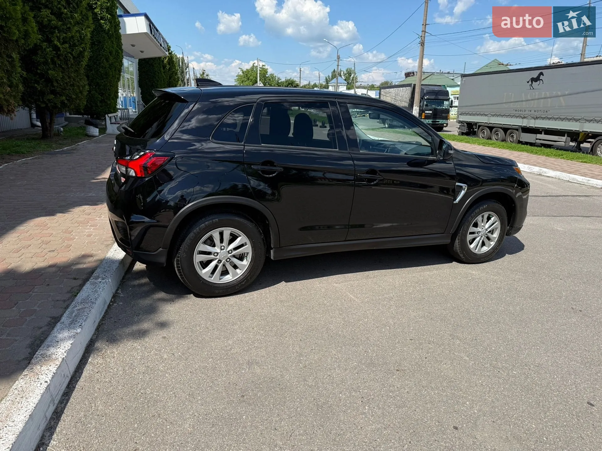 2021 Mitsubishi RVR - мініатюра 8