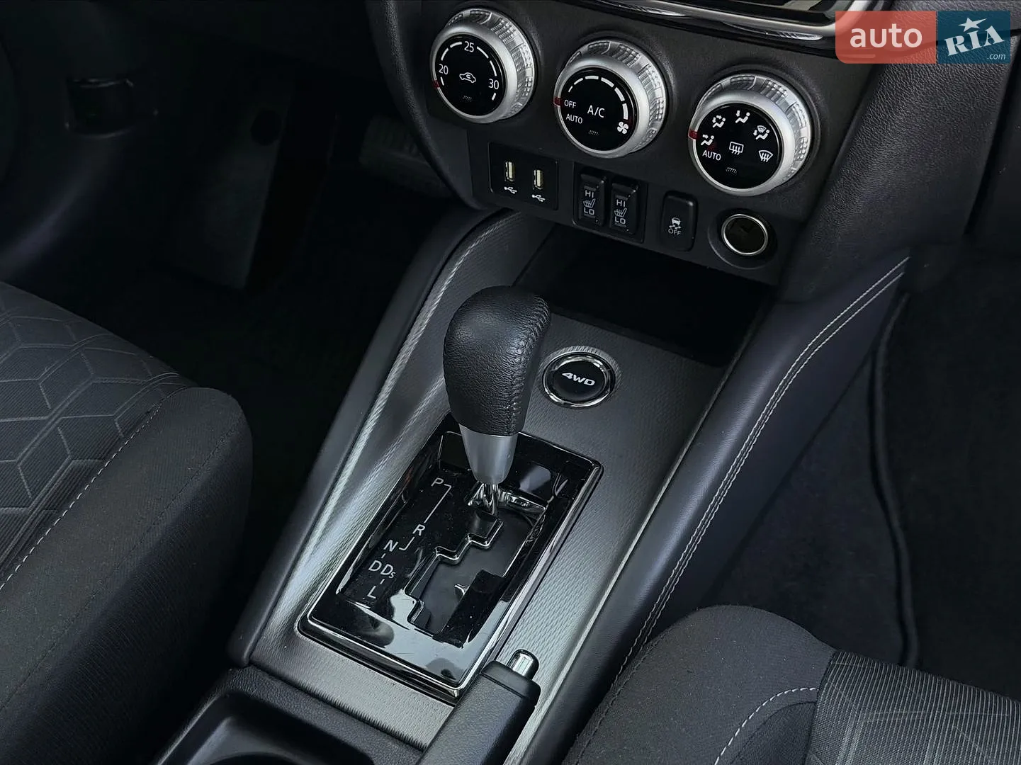 2020 Mitsubishi RVR - мініатюра 18