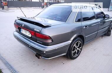 Седан Mitsubishi Sigma 1991 в Тернополе