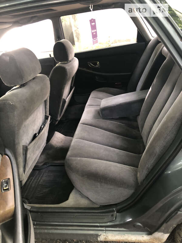 Седан Mitsubishi Sigma 1991 в Одессе