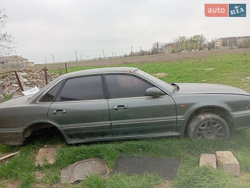 Седан Mitsubishi Sigma 1992 в Килии фото 3 Седан Mitsubishi Sigma 1992 в Килии