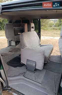 Минивэн Mitsubishi Space Gear 1999 в 